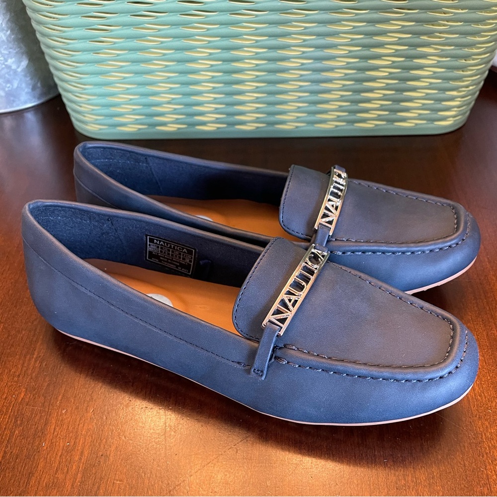 NWOT Nautica Hartley Blue Faux Leather Loafers Shoes Slip On, Navy - SZ 7.5 - Picture 2 of 7